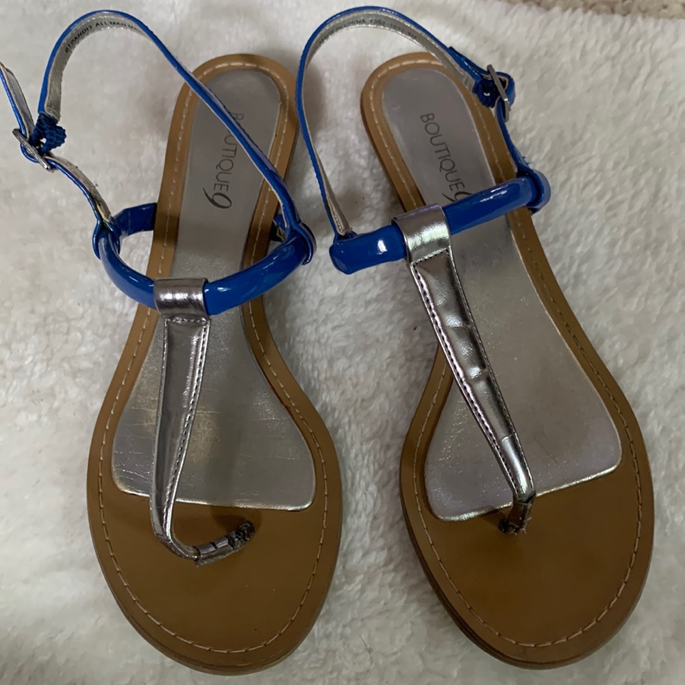 Boutique9 thong sandals